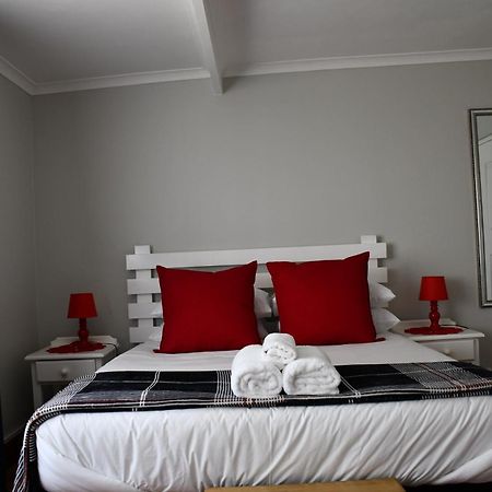 Friendz Guesthouse นิสนา ห้อง รูปภาพ