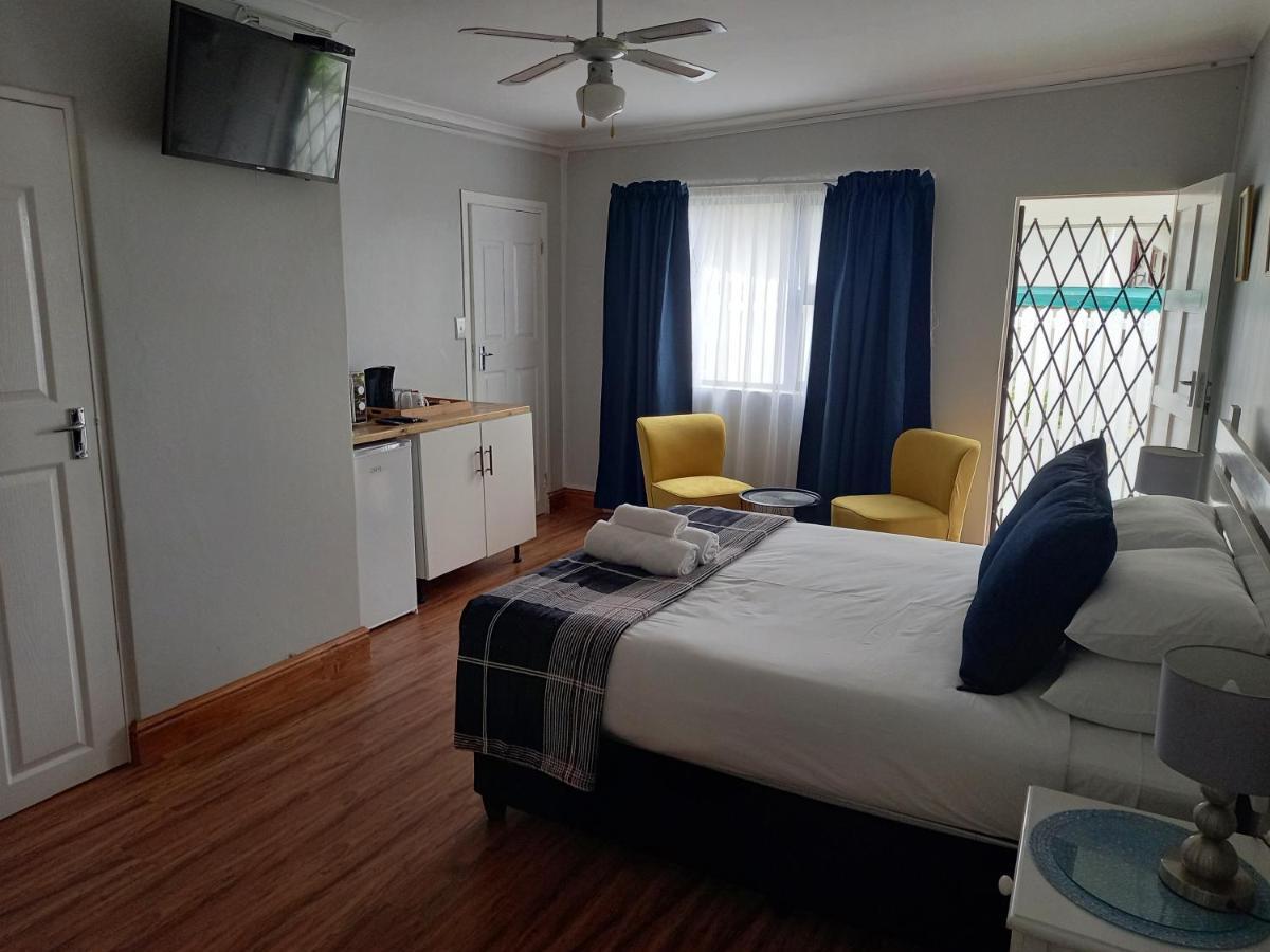 Friendz Guesthouse นิสนา ภายนอก รูปภาพ