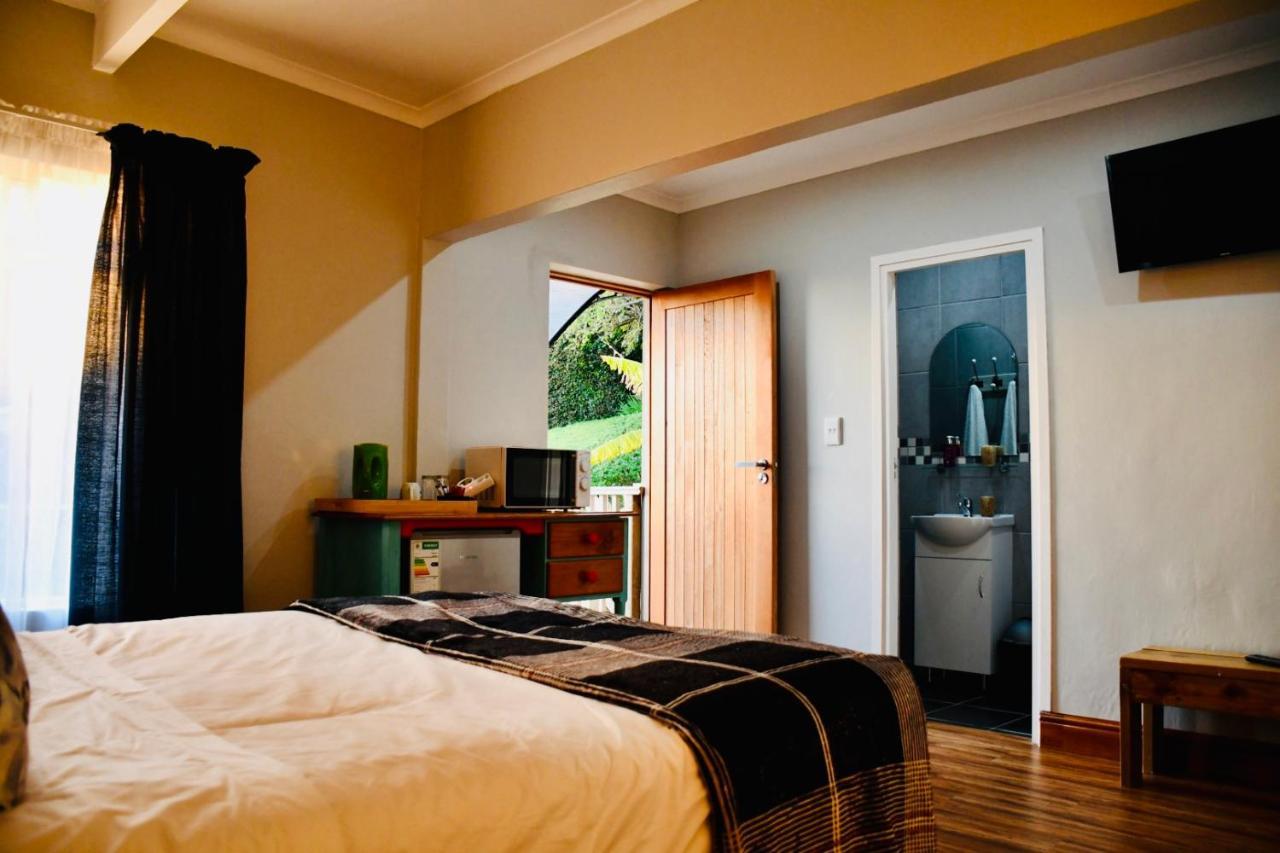 Friendz Guesthouse นิสนา ภายนอก รูปภาพ